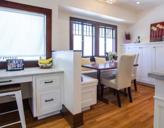 An integrated desk and breakfast nook in the Kitchen.