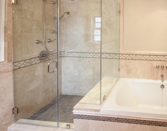 A Master Bath Full Frameless Glass Shower