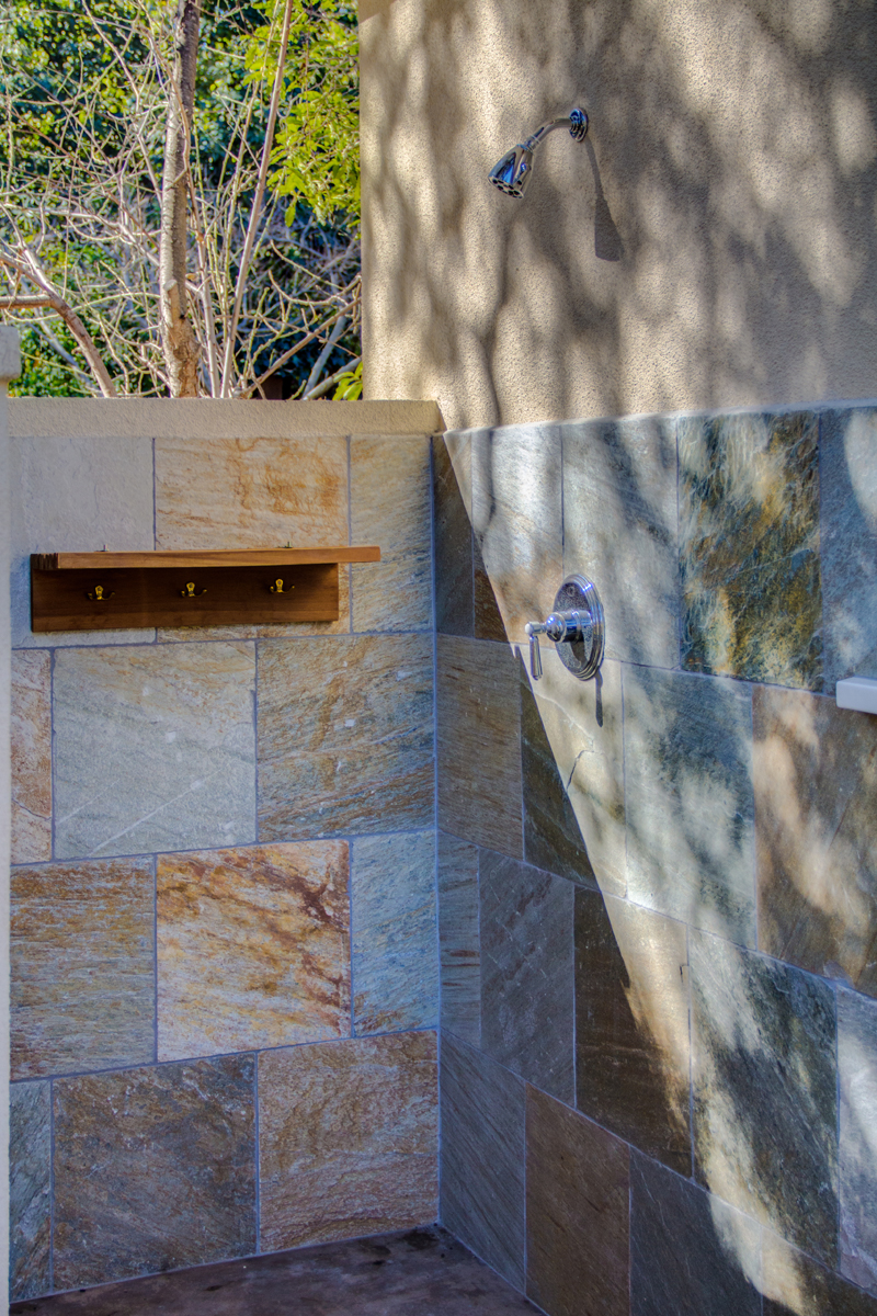 Pool house shower with Teak