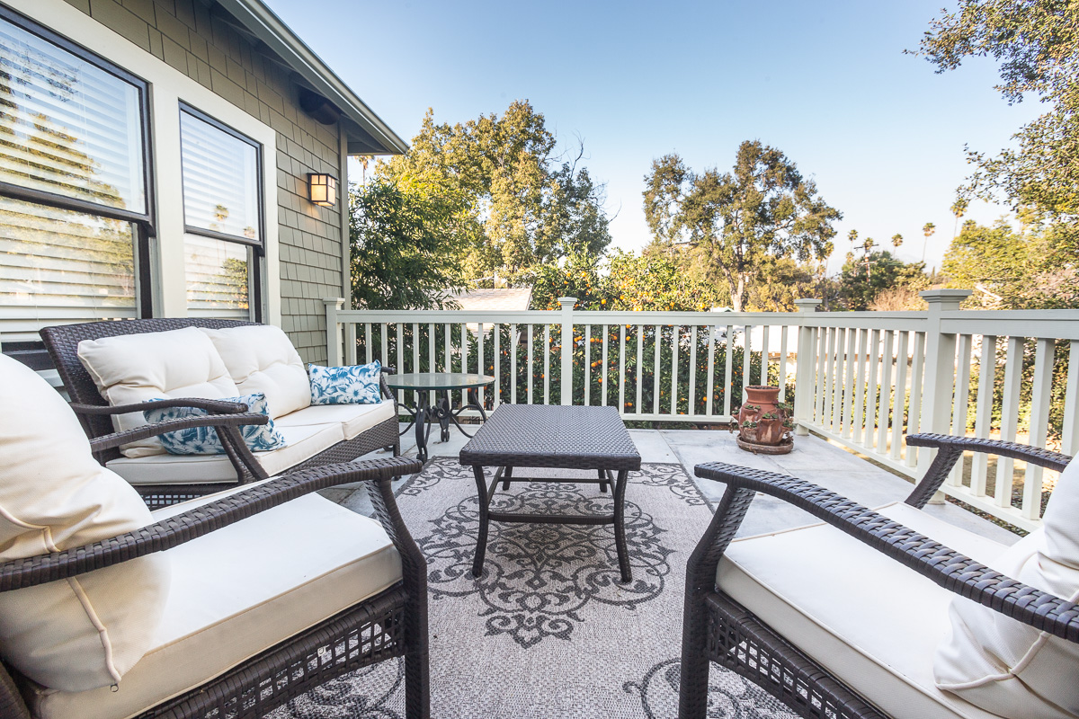 Second Story Master Bedroom Terrace In South Pasadena