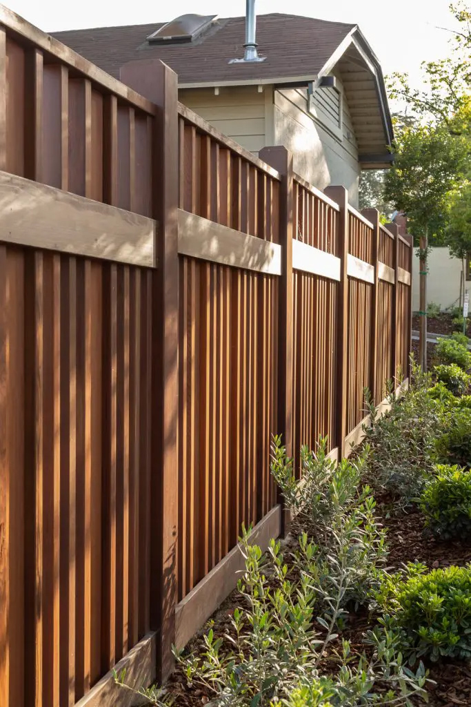 Nott and Associates wood fence contractor-design build